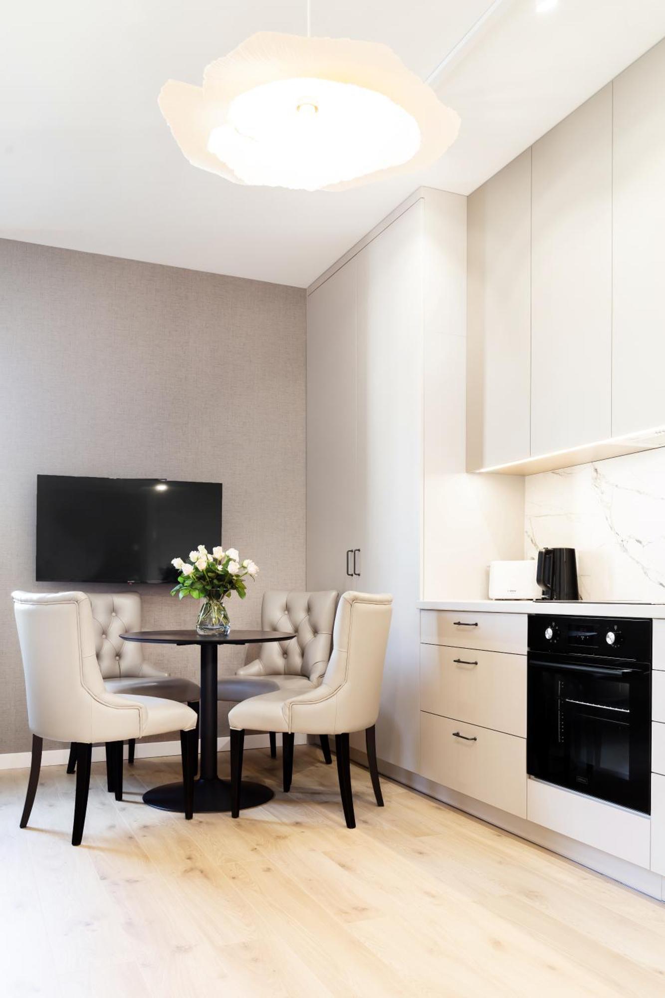 Househost Apartment Smolensk 33-309A คราคูฟ ภายนอก รูปภาพ
