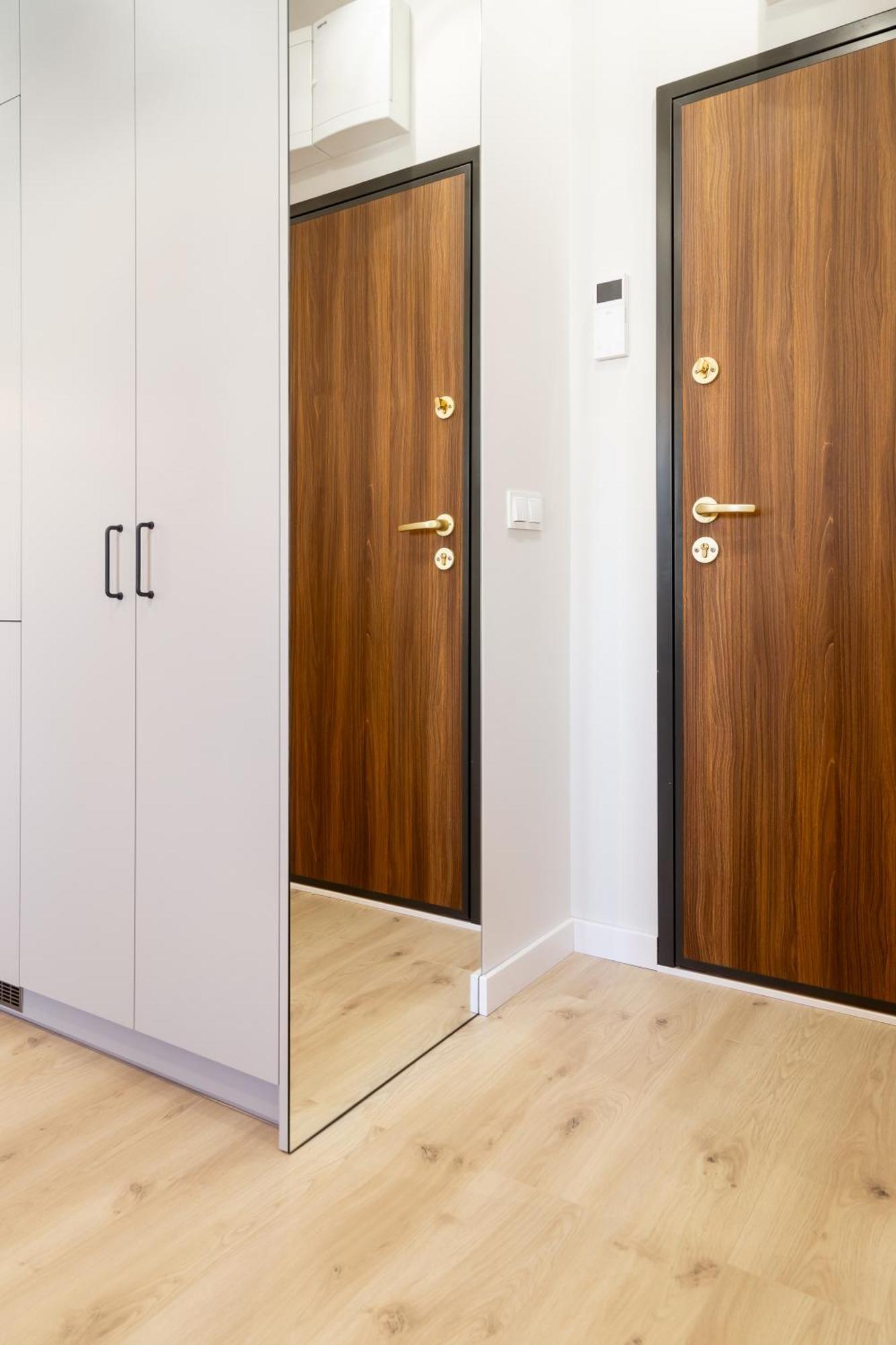 Househost Apartment Smolensk 33-309A คราคูฟ ภายนอก รูปภาพ