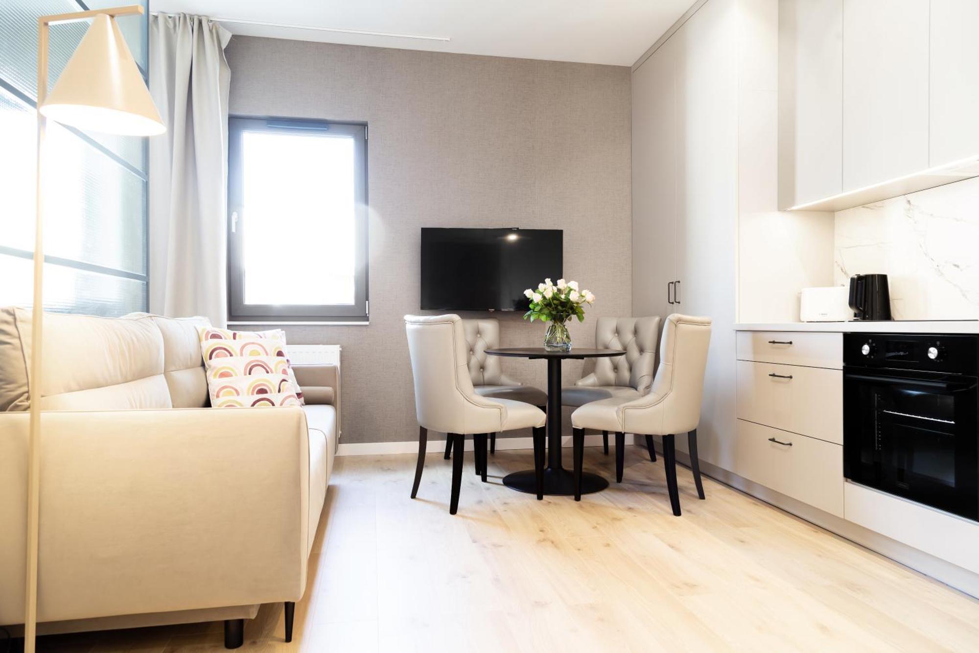 Househost Apartment Smolensk 33-309A คราคูฟ ภายนอก รูปภาพ